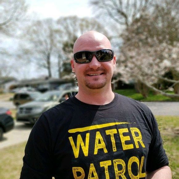 Meet your Posher, Aaron - Picture 1 of 1